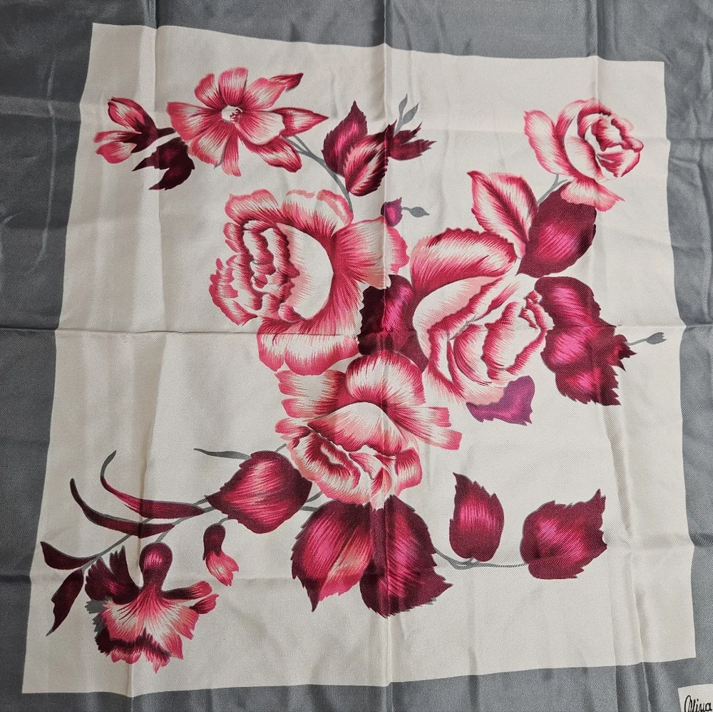 Olivia Rosselli VTG Floral Romantic Rose Pink Gray Square Scarf Made In Italy